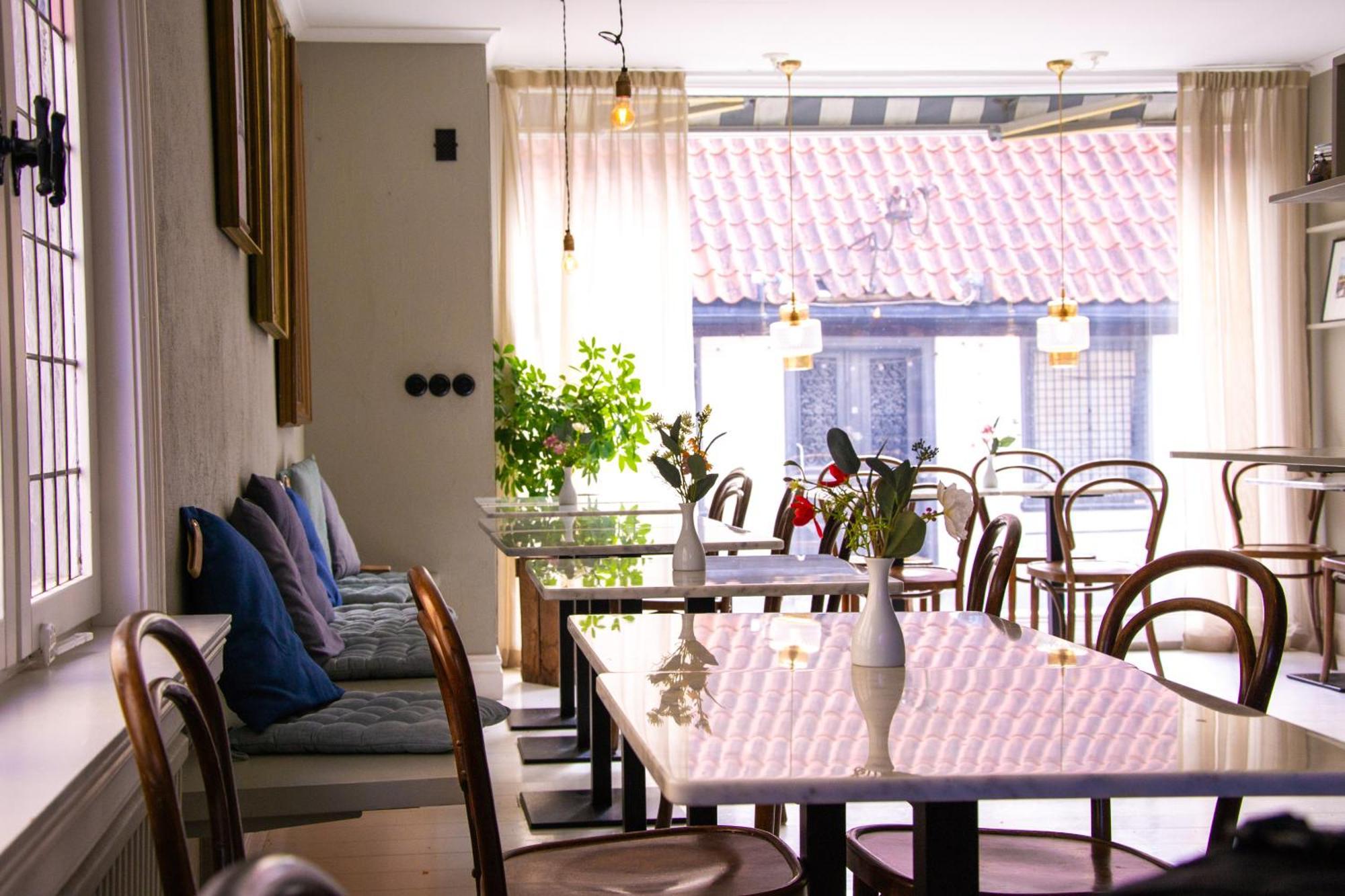 Adelsgatan Bed & Breakfast VBY Exterior photo